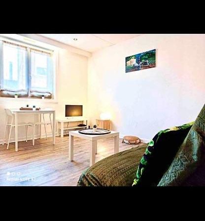 Appartement Studio proche centre, zoo et axes routiers à Maubeuge Extérieur photo